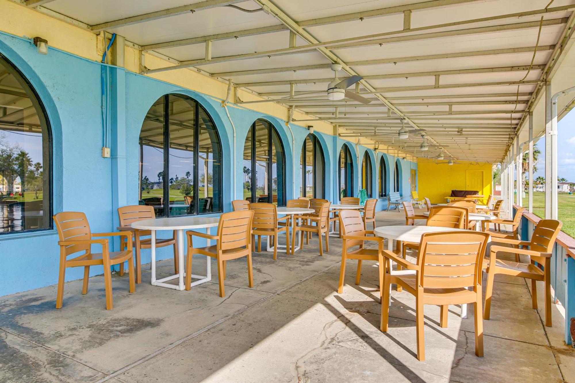 Cozy Waterfront Port Isabel Cottage With Deck! Bagian luar foto